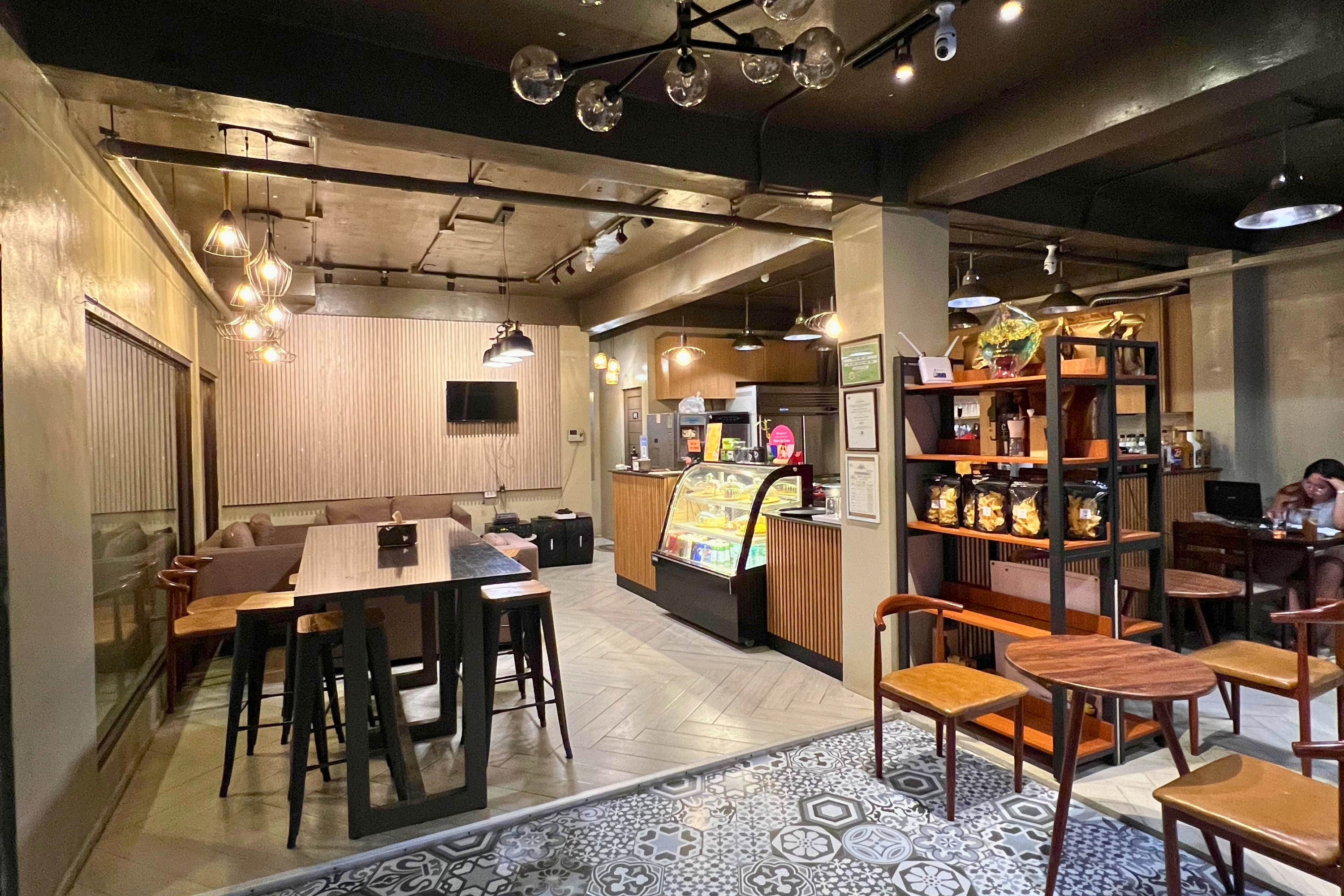 precious brew cafe as fortuna event space 02
