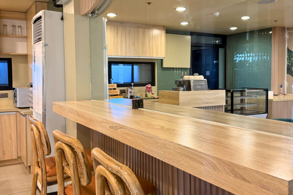 precious brew cafe hernan event space 04
